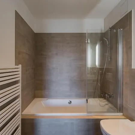 Homaris Kreuzberg 61 Берлин