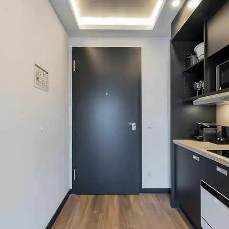 Homaris Kreuzberg 61 4* Берлин