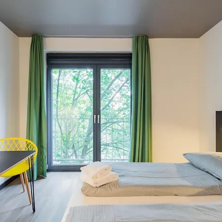 מלון דירות Homaris Kreuzberg 61 4*