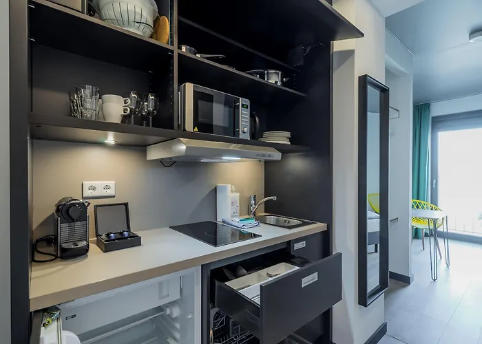 Homaris Kreuzberg 61 Апарт-отель Берлин