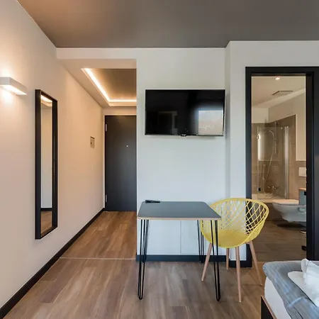 Aparthotel Homaris Kreuzberg 61 Berlino