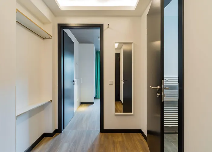 Homaris Kreuzberg 61 4*